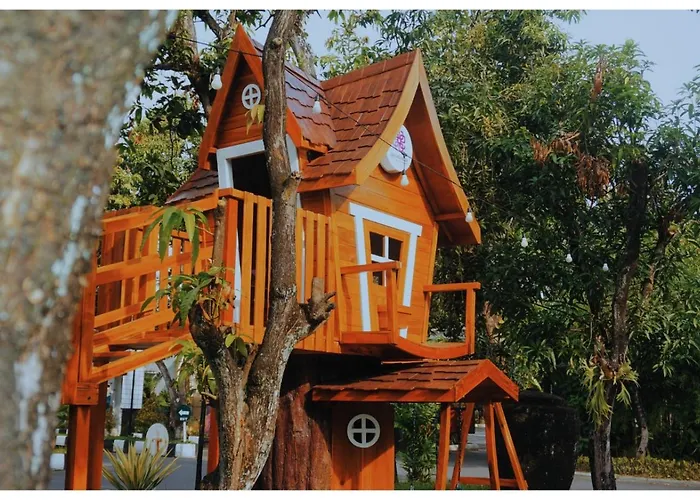Adhiwangsa Hotel Surakarta 
