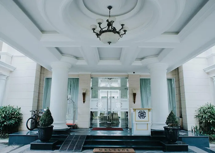 Adhiwangsa Hotel Surakarta 